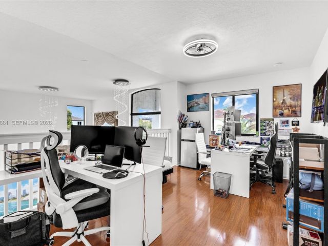 Продажа дома по адресу 16610 SW 57 LN - фото 7525754