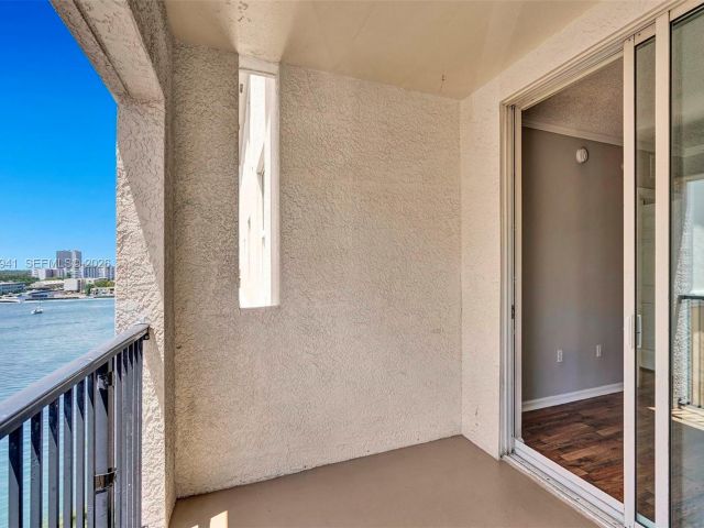 Продажа квартиры #2802 - фото 7512695