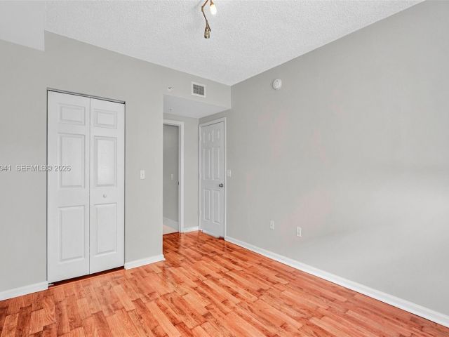 Продажа квартиры #2802 - фото 7512697