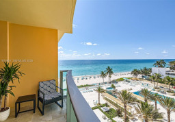 Квартира #715 (AVAILABLE APRIL)