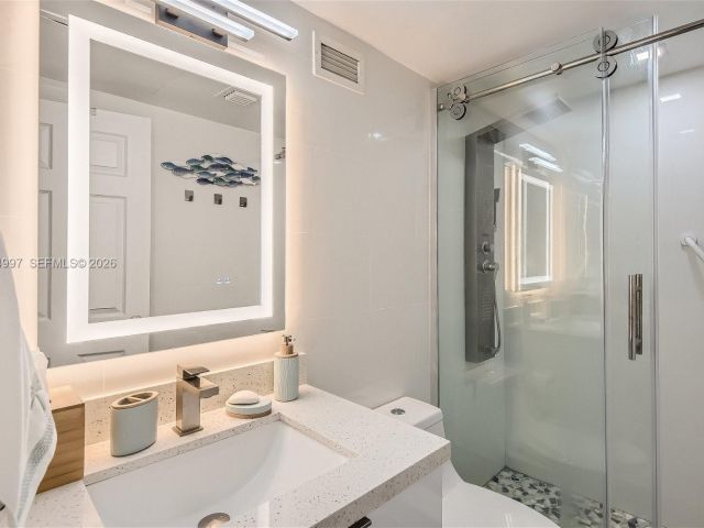 Квартира в аренду номер715 (AVAILABLE APRIL) - фото 7477657