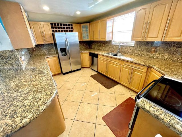 Дом в аренду по адресу  - фото 7525053