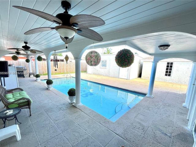 Дом в аренду по адресу  - фото 7525056