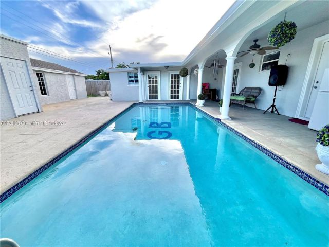 Дом в аренду по адресу  - фото 7525062