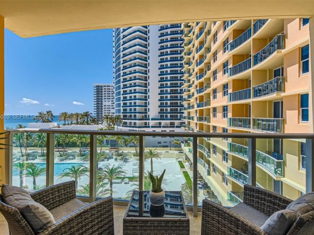 Квартира в аренду номер617 (AVAILABLE MAY) - фото 7477295