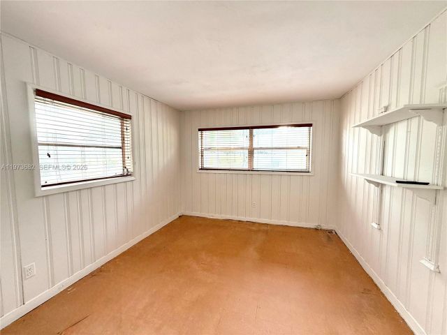 Дом в аренду по адресу 845 Fairway Dr - фото 7524591