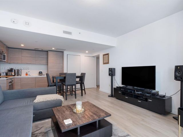 Квартира в аренду номер2807 - фото 7451846