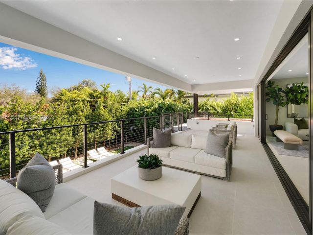 Продажа дома по адресу 285 Woodcrest Rd - фото 7517666