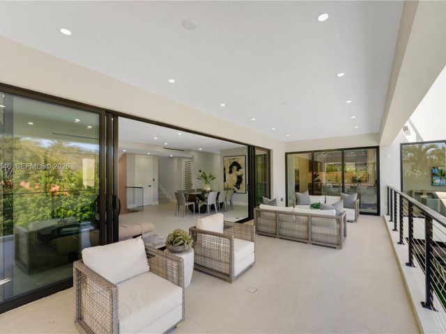 Продажа дома по адресу 285 Woodcrest Rd - фото 7517667