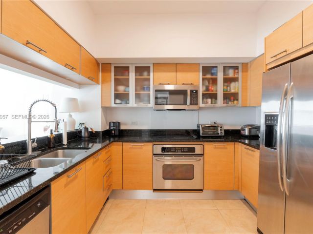 Продажа квартиры #4121 - фото 7491010