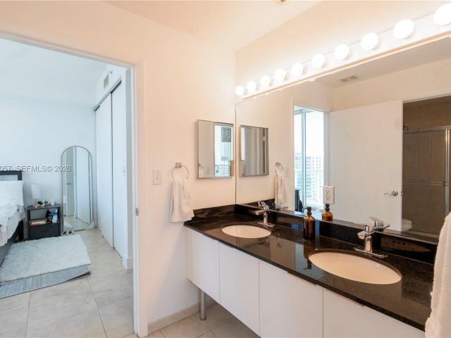 Продажа квартиры #4121 - фото 7491020