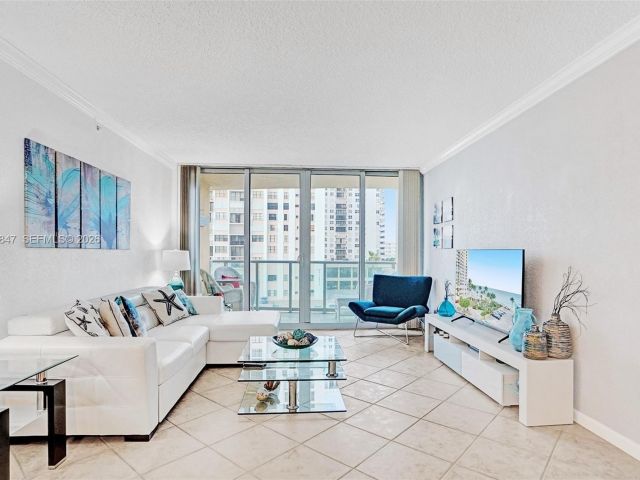 Квартира в аренду номер538 (Available March 31) - фото 7477697