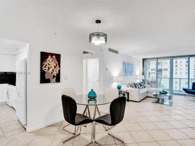 Квартира в аренду номер538 (Available March 31) - фото 7477704