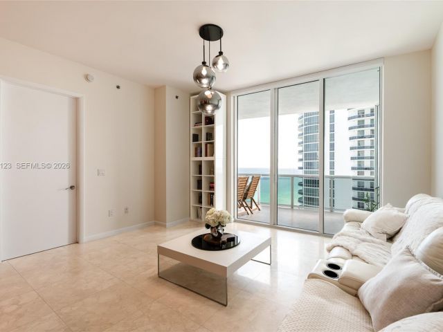 Продажа квартиры #2502 - фото 7530641