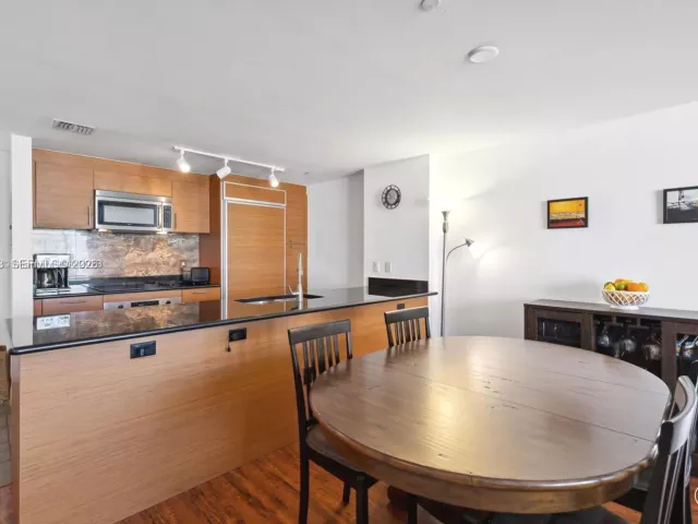 Продажа квартиры #2111 - фото 7461762