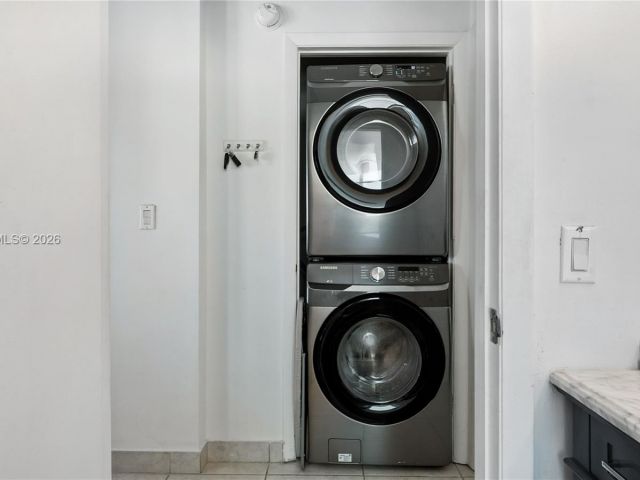 Продажа квартиры #2810 - фото 7495220