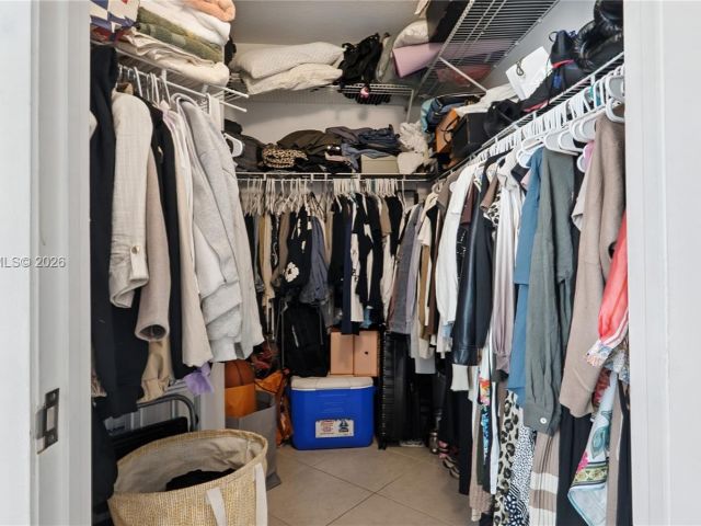 Продажа квартиры #2810 - фото 7495225