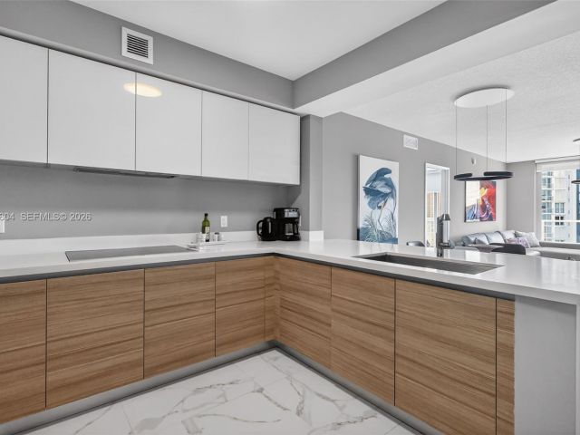 Квартира в аренду номер4-804 - фото 7530016