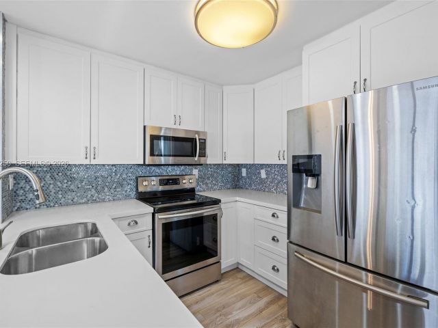 Дом в аренду по адресу 20900 Leeward Ct 217-1 - фото 7476457