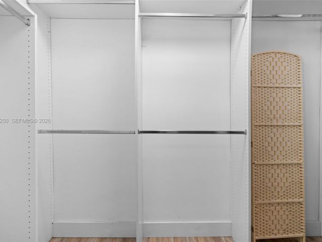 Дом в аренду по адресу 20900 Leeward Ct 217-1 - фото 7476470