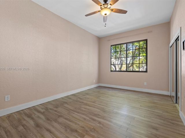 Дом в аренду по адресу 20900 Leeward Ct 217-1 - фото 7476471