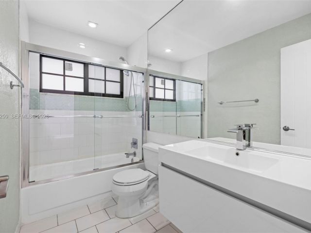 Дом в аренду по адресу 20900 Leeward Ct 217-1 - фото 7476472