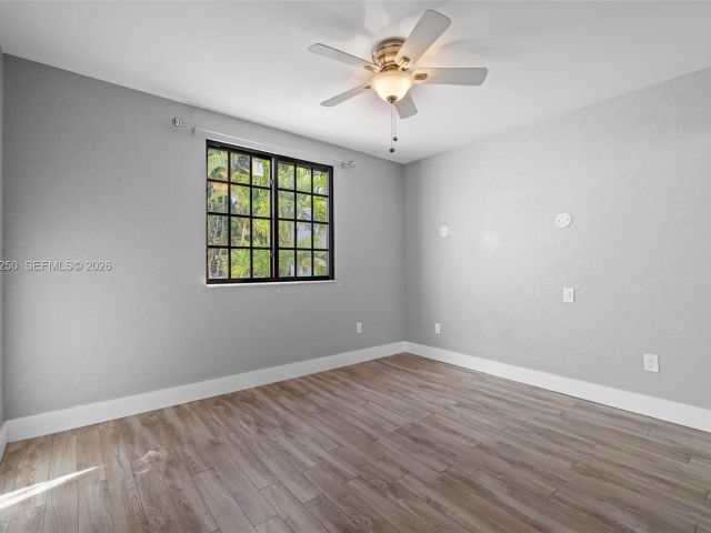 Дом в аренду по адресу 20900 Leeward Ct 217-1 - фото 7476473