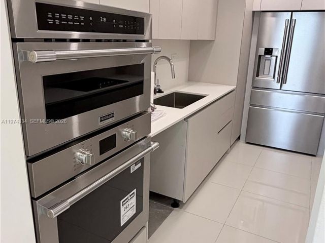 Продажа квартиры #511 - фото 7466860