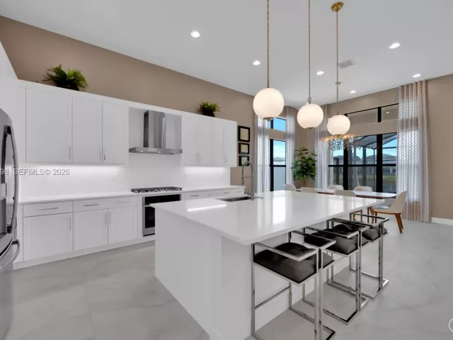 Продажа дома по адресу 20052 Pacific Dunes Dr - фото 7540172