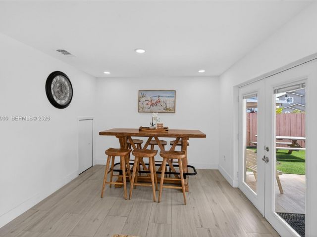 Продажа дома по адресу 13758 SW 160th Ter - фото 7532101