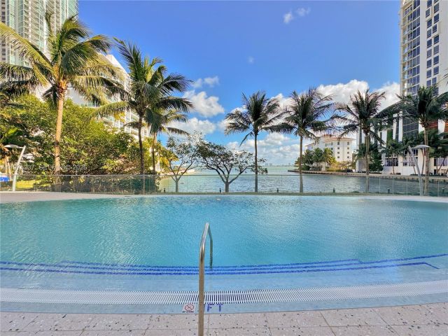 Продажа квартиры #1708 - фото 7493495