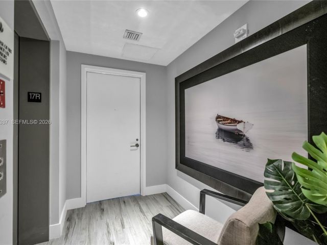 Продажа квартиры #1708 - фото 7493500