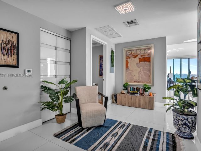 Продажа квартиры #1708 - фото 7493502