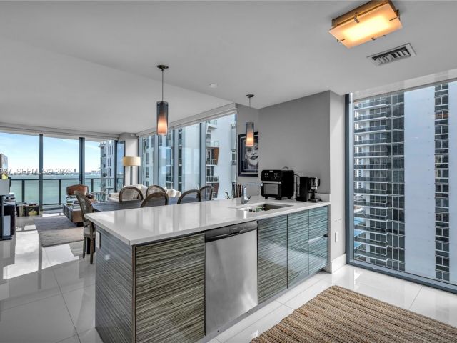 Продажа квартиры #1708 - фото 7493504