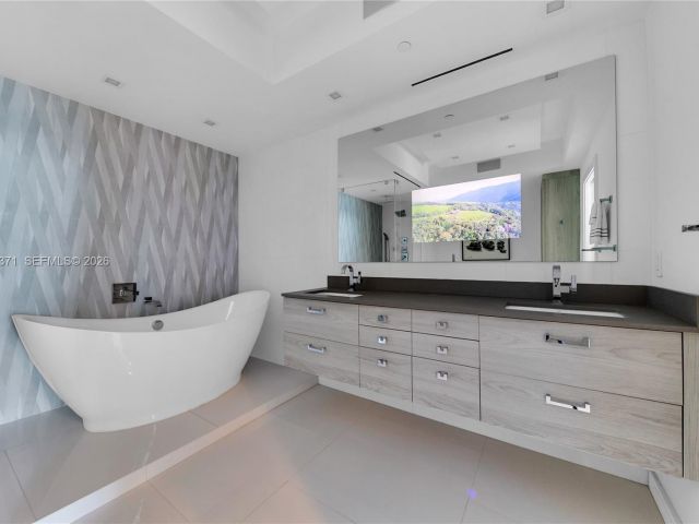 Продажа квартиры #1602 - фото 7531302