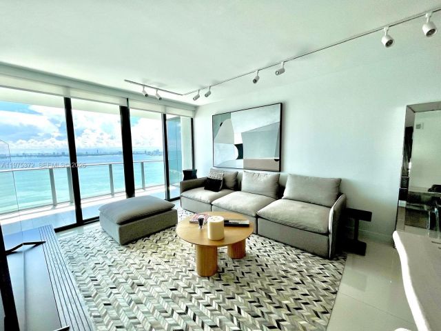 Квартира в аренду номер3003 - фото 7530258