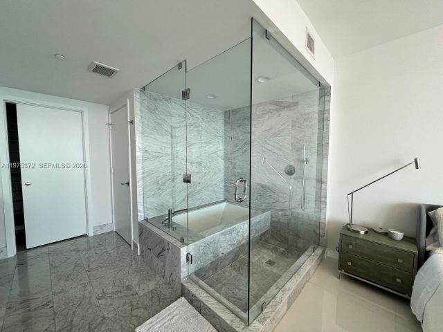 Квартира в аренду номер3003 - фото 7530270