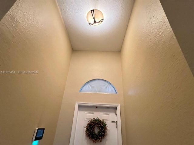 Продажа дома по адресу 29641 SW 165th Ct - фото 7461106