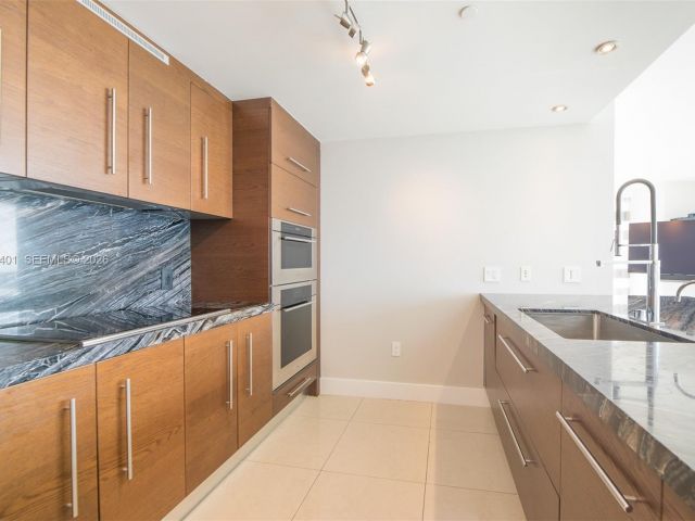 Продажа квартиры #4301 - фото 7510649