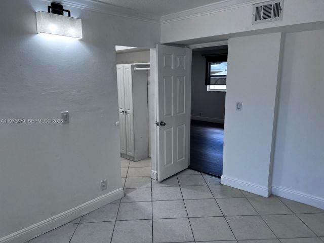 Продажа дома по адресу 109 SW 1st Ave - фото 7462255