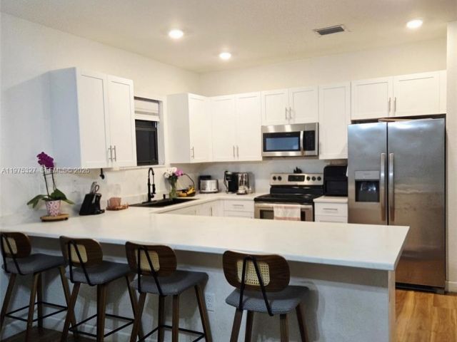 Продажа дома по адресу 24341 SW 118th Path - фото 7460604