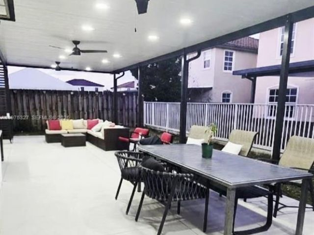 Продажа дома по адресу 24341 SW 118th Path - фото 7460616