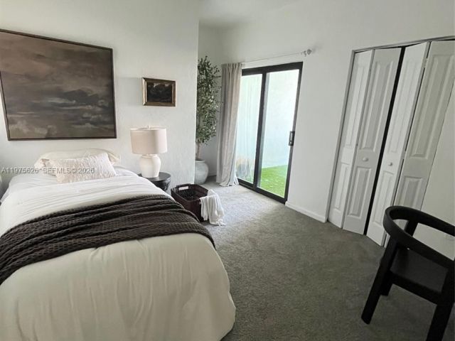 Дом в аренду по адресу 2526 Pierce St 15 - фото 7474297