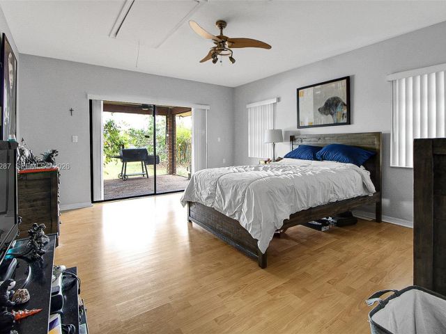 Продажа дома по адресу 27745 SW 167th Ave - фото 7461002