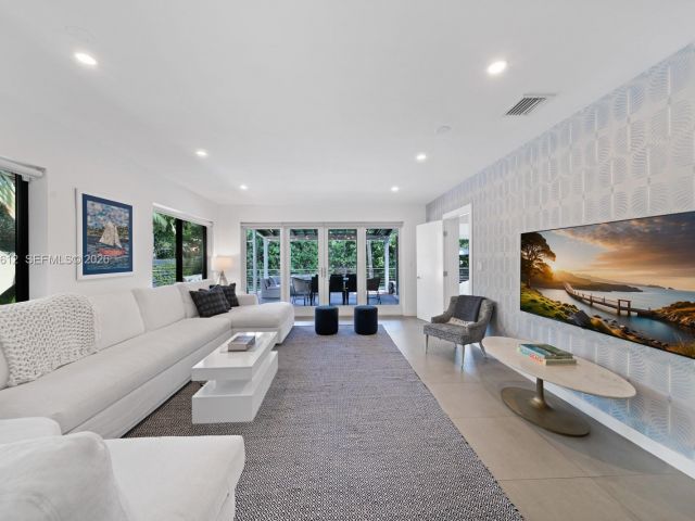 Дом в аренду по адресу 114 5th Dilido Ter - фото 7522067