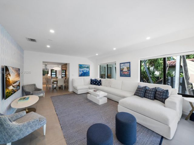 Дом в аренду по адресу 114 5th Dilido Ter - фото 7522070