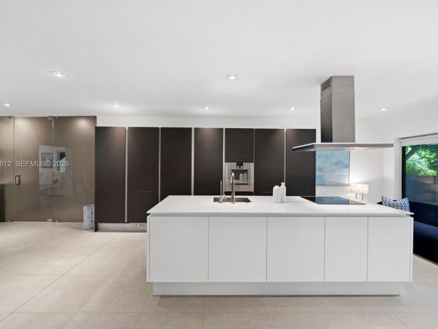 Дом в аренду по адресу 114 5th Dilido Ter - фото 7522072