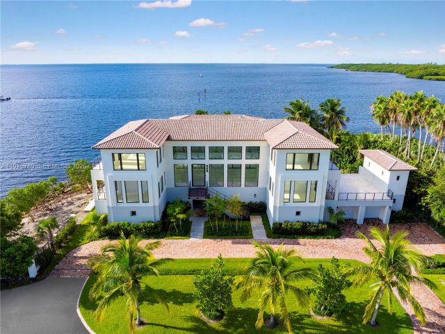 Продажа дома по адресу 650 Lugo Ave - фото 7471376