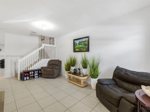 Продажа дома по адресу 23404 SW 131ST AVE - фото 7461007