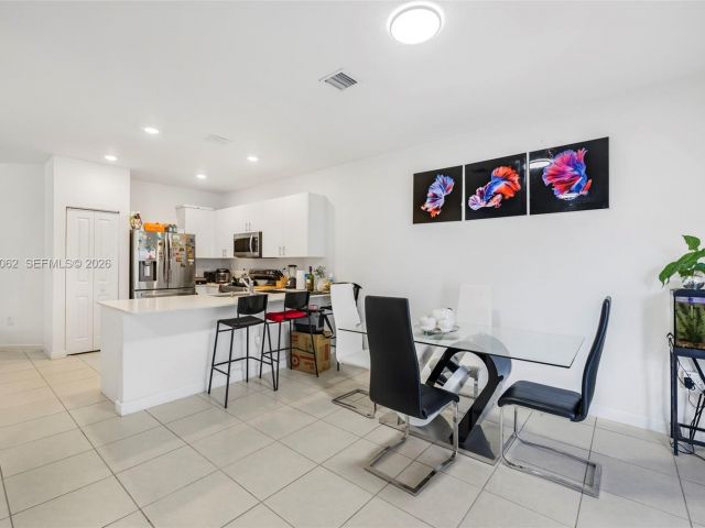 Продажа дома по адресу 23404 SW 131ST AVE - фото 7461021